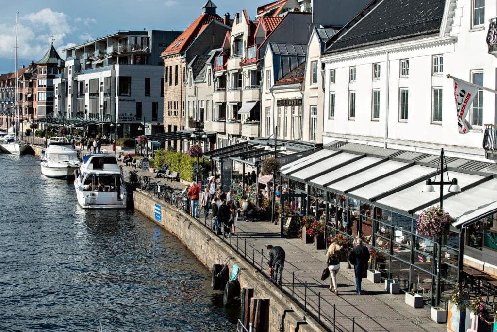 Bilde av bolig i Fredrikstad med tilgjengelig boligpriser og boligprisestimater for 2025
